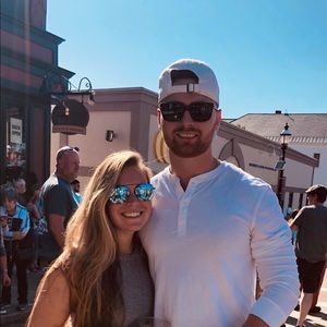 Meet your Posher, Christopher